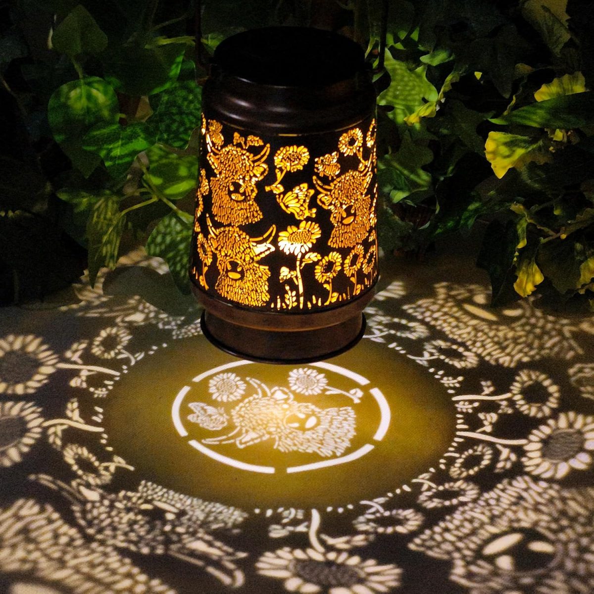 Solar Lanterns Outdoor Waterproof Decoration.